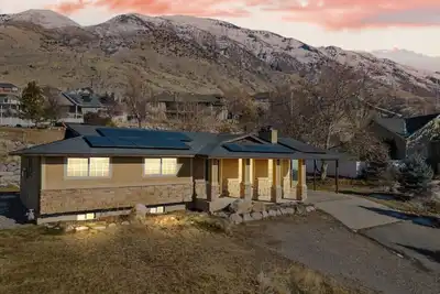 Image de Canyon Ridge Getaway | Arcade| View | Free Massage