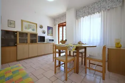 Image de Appartement en centre-ville, près de la plage