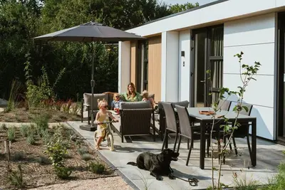 Image de Magnifique maison de vacances privée pour 4 personnes avec piscine, Wifi, Tv et terrasse