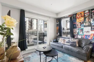 Image de Taylor - Heart of Old Strathcona! Bbq