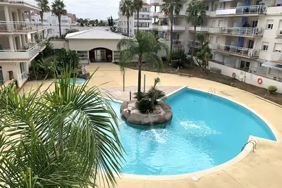 Image de Appt AZÚL Akoya Conserjería, piscine et parking