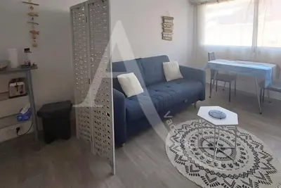 A 2 pas de la Crique de l'Anau, studio 2 personnes en rez de chaussée