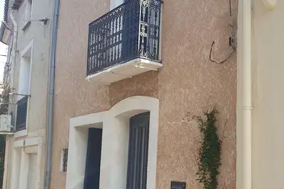 Image de Maison de village proche de l'étang et de la mer