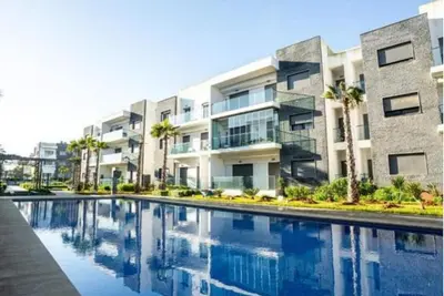 Image de Appartement Moderne Pied dans l'Eau Ă \"Garden Beach\"