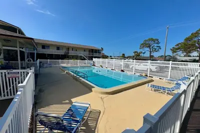 Image de Venice Island 2 bedroom condo with WiFi, Ac, pool