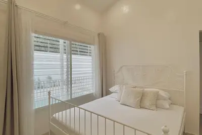 Image de Charming 3-bedroom bungalow with Ac, WiFi and bonfire in enjoyable Amadeo