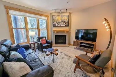 Image de Dog friendly, hot tub, free shuttle