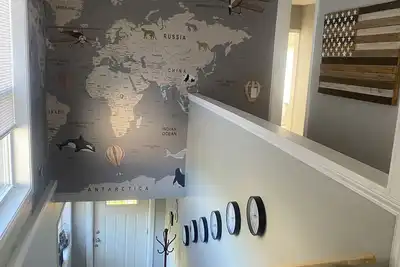 Image de Welcome to Around The World! Charming 2-Bedroom in Meadow Bridge!