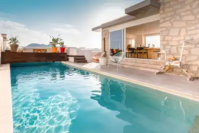 Image de Villa d’Exception – Les Pieds dans l’Eau à Saint-Mandrier-sur-Mer