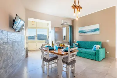 Image de Appartement 'Casa De Paoli - Con Vista Mare' avec vue sur mer, Wi-Fi et climatisation