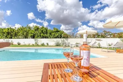Image de Villa le Tarantine, détendez-vous au cœur de la nature et à deux pas de la mer