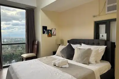 1br Condo w/ Great View Near Venice Canal & Bgc