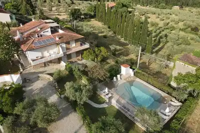 Image de Villa le statue is 5 km from the center of Florence, pool and private parking