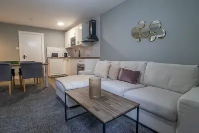 Image de Happy Haven Home, West End - Pass the Keys