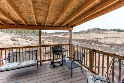 Image de Beautiful Log Cabin High In Colorado Mountains