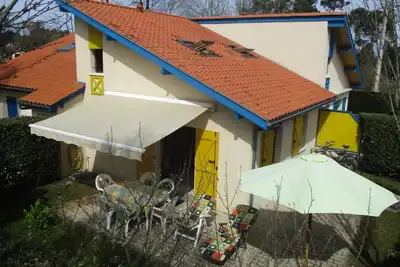 Image de Maison dans copropriété très calme près du centre du village et de l'océan