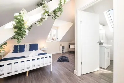 Image de Spacious City Centre Penthouse Gem - Cathedral View!