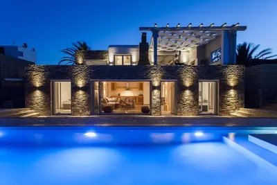 Image de Splendid Mykonos Villa | Villa Elara | 4 Bedrooms | Private Pool | Stunning Views | Modern Design and Stylish Amenities | Parking Area | Kalafatis