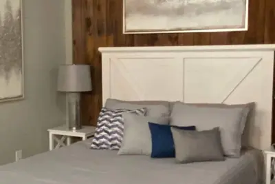Image de Charming 1-bedroom villa in Jacksonville with Ac, working desk, WiFi