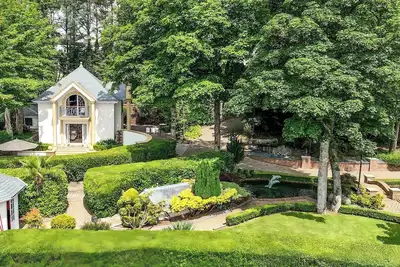 Hunters Moon, family friendly, luxury holiday cottage in Charlestown