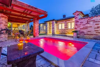 Image de Villa Azimut - Cozy Home In Medulin With Sauna