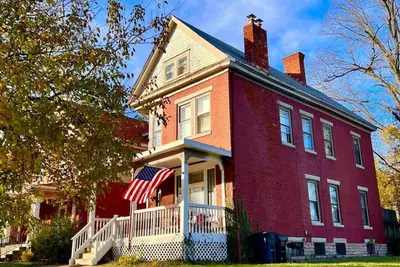 Image de *Amazing* Sleeps 17 -6 bedrooms-5min from Downtown