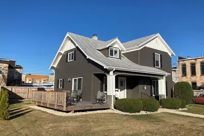 Image de Spacious 4-bedroom house in Downtown Algoma with Ac, WiFi near Door County! !