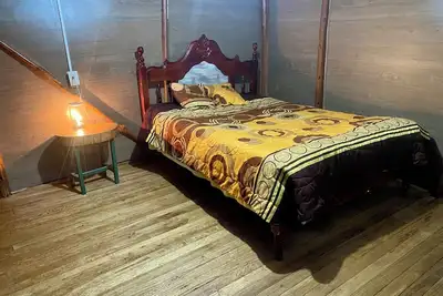 Quaint cabin with WiFi in charming Cuenca