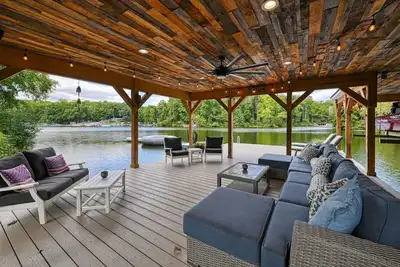 Image de Tranquilo- Waterfront Oasis, Deep Water, Private Setting, No Wake Cove