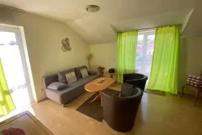Image de Beautiful vacation apartment with two balconies