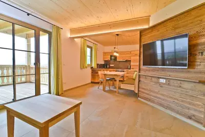 Barrier-free vacation apartment (70 sqm) with large terrace and underfloor heating