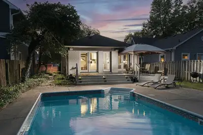 Image de Broad Ripple Villa w/ Pool