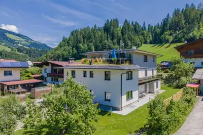 Image de Deux appartements avec sauna, 50m du bus de ski