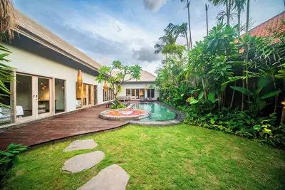 Image de Luxury-3BedRoom-Sang Villa-Central Sanur