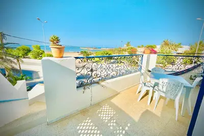 Image de “Stunning Sea View Apartment with 2 Bedrooms & Prime Location”