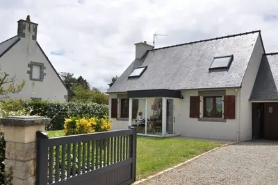 Image de Maison cosy à 250m de la plage de Pors Gelen avec jardin et parking