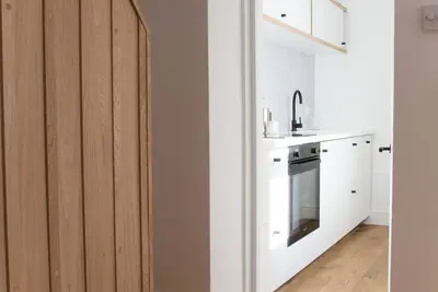 Image de Eco townhouse, central Brighton near beach. 4 bedroom & family friendly