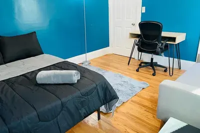 Image de Spacious 4-bedroom apartment with Ac, WiFi in charming Boston