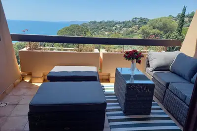 Image de Appartement vue mer à 300 m de la plage