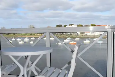 Image de Côte et Vie, Appartement et garage avec vue sur la Vie