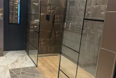 Image de Villa à Valras plage à 700 m de la plage avec piscine intérieure chauffée