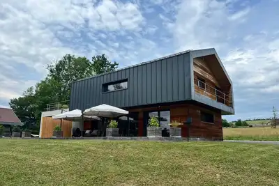 Image de Maison Atypique avec Piscine et Spa en pleine campagne à 15 minutes d' Annecy