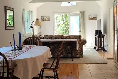 Image de Red Door Ranch\n3 Bedroom, 2 Bath\n1/2 mile to beach with lifeguard \nAC, WiFi, \n