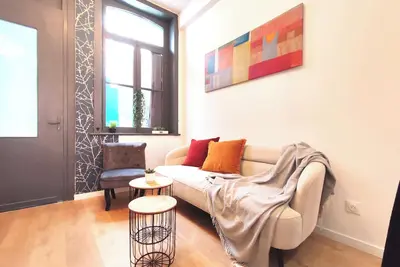 Image de Delcourt – petit cocon moderne & lumineux