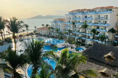 Beachfront Apartment In Manzanillo Colima Mx. 428