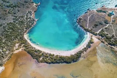 Entire Residential. Cobito Beach House. El Combate