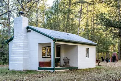 Image de Weaver Cabin: A Glamping Experience