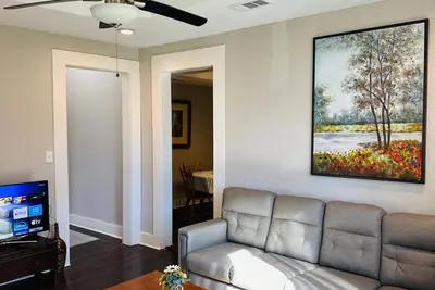 Image de Historic Home in Sherman Downtown