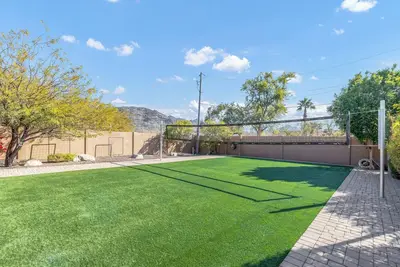 Image de Hidden Paradise by Phoenix Mountains.