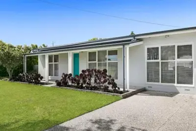 Image de Just a short walk to Rye  beach, 6 mins to Alba Springs  and family friendly